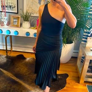 One of a kind Asymmetrical Skirt from London’s famed Portabello Market ❤️